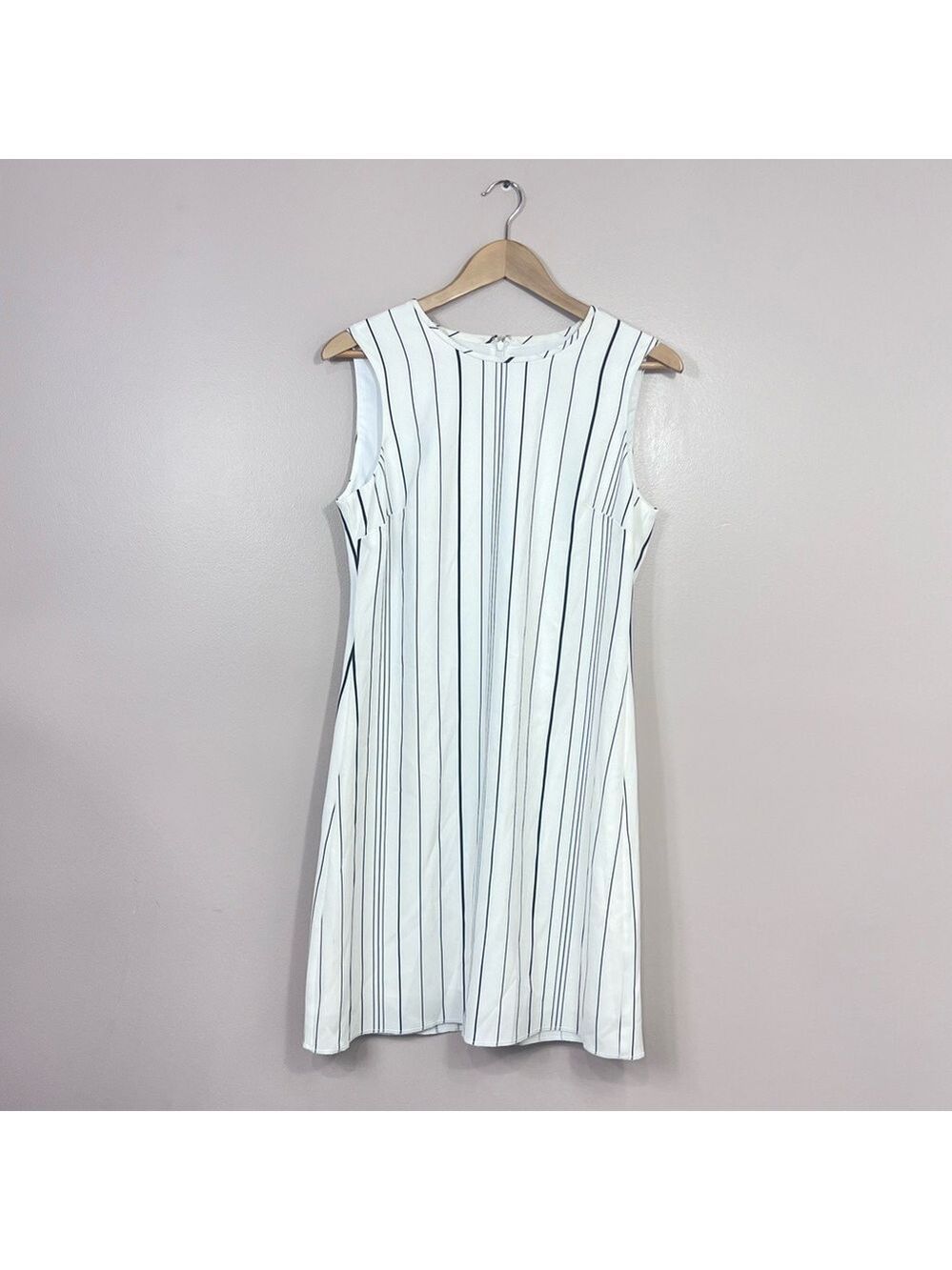 Calvin Klein Crew Neck Sleeveless Women's Shift Dress White Stripes Size 8 - Picture 3 of 12